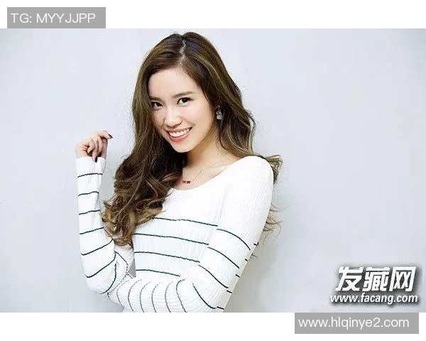 自然卷发型的篮球明星们如何在赛场上展现独特魅力与风采